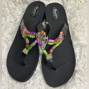 Grandco Black Beaded Sandals – Multi‑Color Stones – NWT